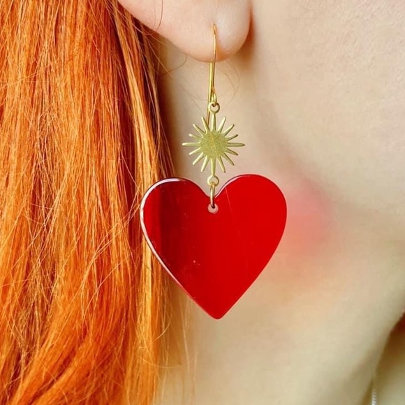 Acrylic Red Heart Earrings with Sunburst Design, New Handmade, Gold Plated Hooks - Picture 2 of 3